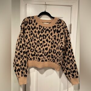 NWT No Boundaries Size L Leopard Print Long Sleeve Crew Neck Soft Comfy Sweater